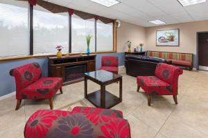 Gallery image of Ramada by Wyndham Grayling Hotel & Conference Center in Grayling