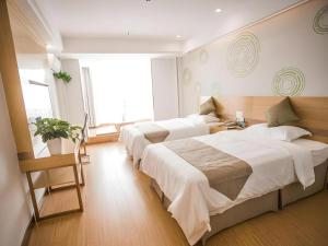 Afbeelding uit fotogalerij van GreenTree Inn Suqian Suyu District Red Star Macalline in Zhuoxu