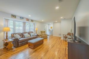 Foto sihtkohas Athens asuva majutusasutuse Restful Riverside Residence w Firepit galeriist +27 fotot