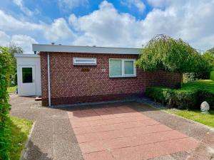 Το κτήριο όπου στεγάζεται  η παραθεριστική κατοικία