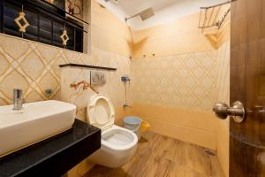 Koupelna v ubytování Stayz Royale Koromangala + 31 fotografií