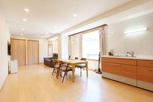 Η κουζίνα ή μικρή κουζίνα στο Nihonbashi Glowview