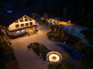 Το κτήριο όπου στεγάζεται  ο ξενώνας +80 φωτογραφίες