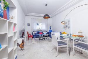 Χώρος καθιστικού στο L'Oiseau Bleu Marsa Plage