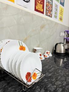 Φαγητό σε αυτό το διαμέρισμα ή κάπου εκεί κοντά