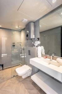 Koupelna v ubytování AYLAL Marrakech + 102 fotografií