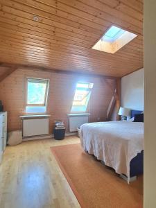 Ένα ή περισσότερα κρεβάτια σε δωμάτιο στο Townhouse in Potsdam-Babelsberg