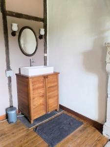 Φωτογραφία από το άλμπουμ του Big old parsonage σε La Celle-En-Morvan +33 φωτογραφίες