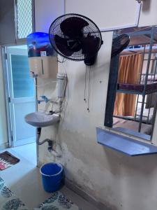 Φωτογραφία από το άλμπουμ του Luxe Sleep Dormitory σε Jāmb