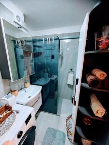 Salle de bains dans l'établissement UNDER the SKY