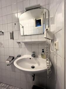 Koupelna v ubytování BE ME Black Forest Family Apartment -Zum Letzten G'Stehr + 41 fotografií