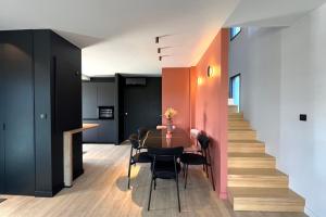 Χώρος καθιστικού στο Villa Jungle Etxea