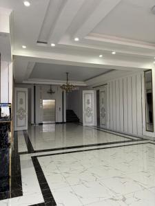 Fuajee või vastuvõtt majutusasutuses Абди-Хан +6 fotot