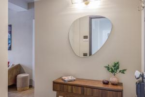 Koupelna v ubytování The Duke Residence in the Motor Valley Soul