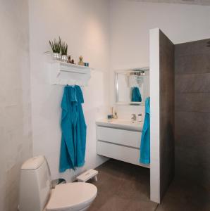 Koupelna v ubytování Sellebjerg Apartment + 37 fotografií
