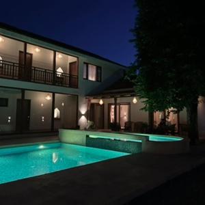 Bazén v ubytování Salbari - A Heritage Home nebo v jeho okolí