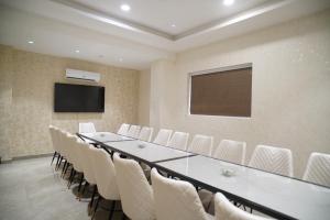 Konferenční prostory v ubytování Hotel Mahalaxmi Grand