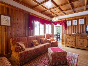 Posezení v ubytování Chalet Chalet Franca by Interhome