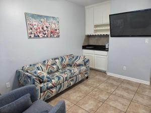 Posezení v ubytování 107 Pike on Oceanside