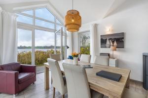 Posezení v ubytování Brombeeruferhaus