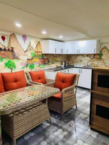 Kuchyň nebo kuchyňský kout v ubytování Sultanahmet yacht Hotel