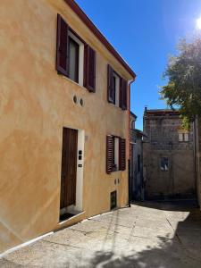 Budova, kde se penzion nachází + 10 fotografií