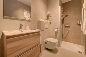 Koupelna v ubytování Luxury 1 bedroom flat in Kirchberg