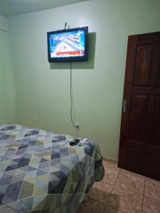 Μια τηλεόραση ή/και κέντρο ψυχαγωγίας στο Guara mini Box