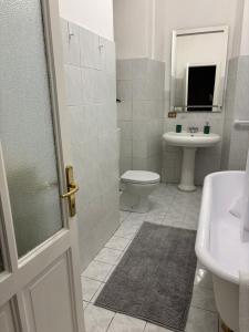 Ένα μπάνιο στο Casa Malvina