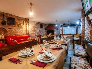 Χώρος καθιστικού στο MY DALMATIA - Holiday home Jucinovi Dvori with private pool and sauna