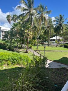 Zahrada ubytování Résidence Vieille tour beach front senior access