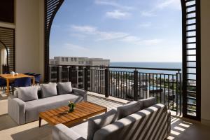 Nespecifikovaný výhled na moře nebo výhled na moře při pohledu z rezortu