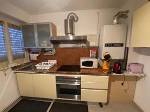 Η κουζίνα ή μικρή κουζίνα στο Gonzalez