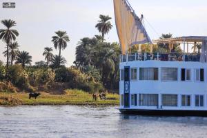 Afbeelding uit fotogalerij van Embrace 2 Nile Sailing Dahabiya -Luxor- Aswan- 4 Nights in Luxor
