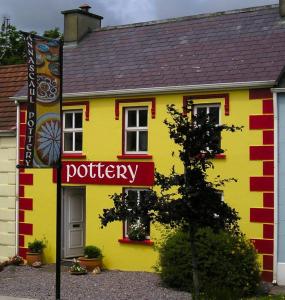 Το κτήριο όπου στεγάζεται  το bed & breakfast