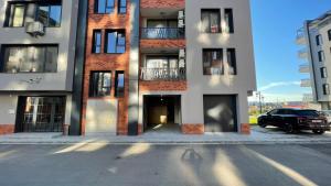 Το κτήριο όπου στεγάζεται  το διαμέρισμα