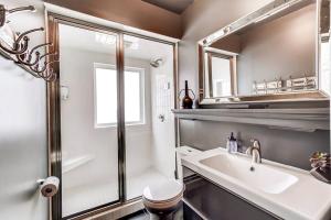 Koupelna v ubytování Dayton Loft close to DT Oregon UD