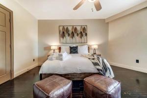 Postel nebo postele na pokoji v ubytování Dayton Loft close to DT Oregon UD + 9 fotografií