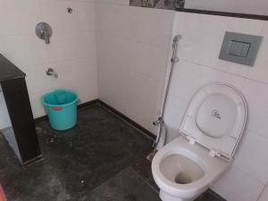 Ένα μπάνιο στο Cara home stay