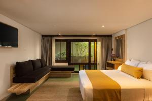 TV a/nebo společenská místnost v ubytování Lake Avenue Hotel Kandy