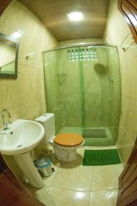 Koupelna v ubytování Evolução Ecolodge