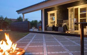 Το κτήριο όπου στεγάζεται  η παραθεριστική κατοικία +28 φωτογραφίες