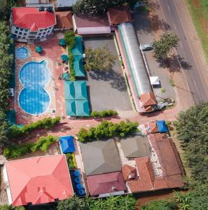 Bazén v ubytování Three Rivers Resort Maragua nebo v jeho okolí