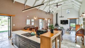 TV a/nebo společenská místnost v ubytování Vygievlei