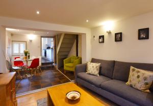 Et opholdsområde på Canterburys Cutest Cottage! Close To City Centre