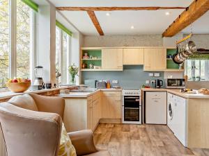 Køkken eller tekøkken på 3 Bed in Stratford-upon-Avon 54081