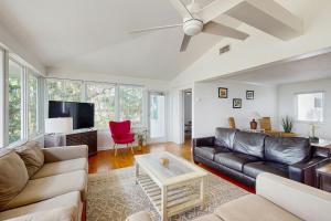 Et opholdsområde på Sunsetter on Sapphire Shores