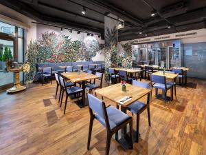 Restaurace v ubytování Mamaison Residence Diana