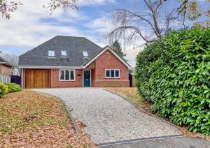 Hoone, kus puhkemaja asub +34 fotot