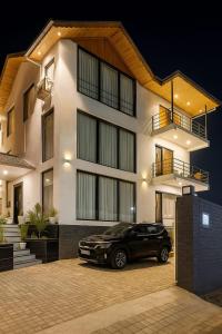 Το κτήριο όπου στεγάζεται  το δωμάτιο σε οικογενειακή κατοικία